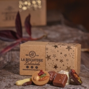 Box of 250 gr of chocolates - Les ballotins de chocolat - La Biscuiterie Lolmede