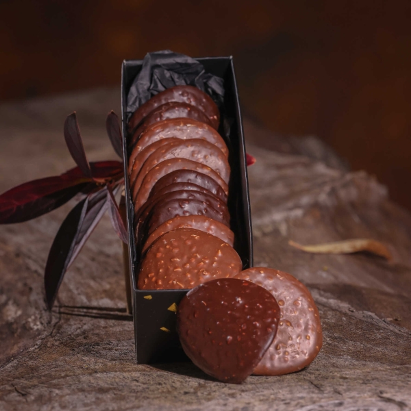 LES TUILES AU CHOCOLAT - La Biscuiterie Lolmede