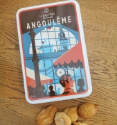La Biscuiterie Lolmede : Les boîtes, cagettes et cornet de macarons - LA BOÎTE A SUCRE  ANGOULÊME