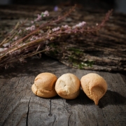 La Biscuiterie Lolmede : Les macarons tradition - MACARON À L'ANCIENNE