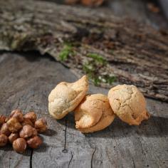 Hazelnuts macaroon - La Biscuiterie Lolmede