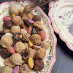 PLAT FETE DES MERES - La Biscuiterie Lolmede