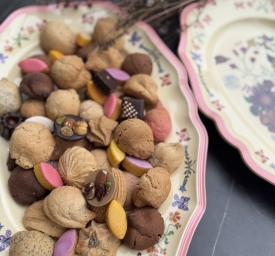 PLAT FETE DES MERES - La Biscuiterie Lolmede